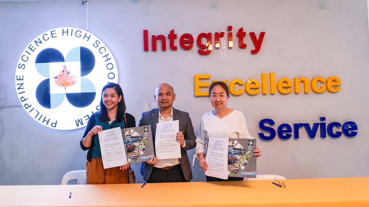 PSHS_System's tweet image. The Office of the Executive Director sealed the partnership between the DOST-Philippine Science High School System and the 𝗡𝗮𝗻𝗼𝗹𝗮𝗯𝘀 𝗟𝗥𝗖 𝗖𝗼. 𝗟𝘁𝗱 for the 𝗦𝗰𝗶𝗲𝗻𝗰𝗲 𝗜𝗺𝗺𝗲𝗿𝘀𝗶𝗼𝗻 𝗣𝗿𝗼𝗴𝗿𝗮𝗺 (𝗦𝗜𝗣). #HusayPisay #partnership #Nanolabs #OneDOST4U #STEM