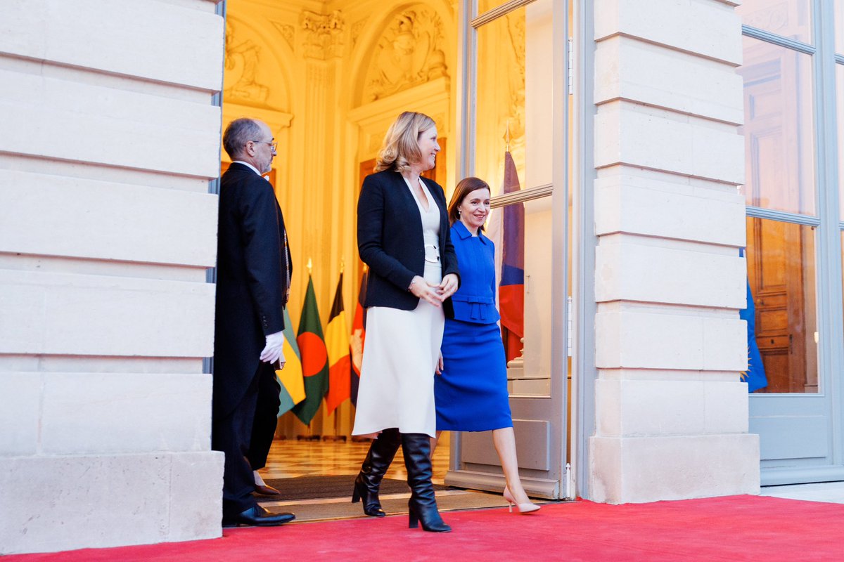 sandumaiamd's tweet photo. Had a great discussion with @YaelBRAUNPIVET and the Moldova-France friendship group at the French National Assembly. Delighted about the positive trajectory of our parliamentary cooperation, building stronger ties between our countries. https://t.co/Pl8J9b0f4o