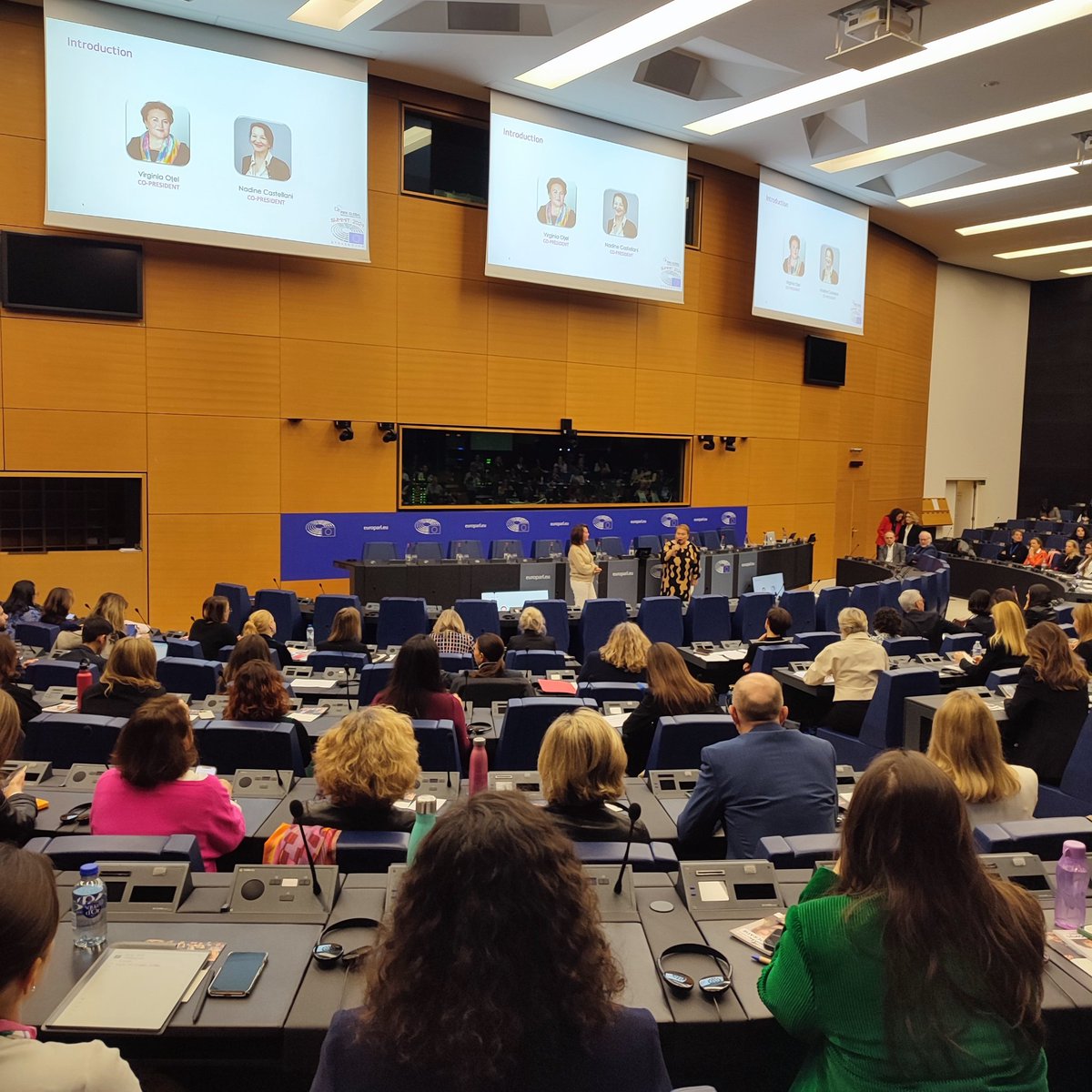 Dârini (@dariniv) on Twitter photo Full house at #PWNGlobalSummit2024 celebrating #IWD2024 at <a href="/Europarl_EN/">European Parliament</a> in Strasbourg: Close to 300 delegates from across the globe gathered to talk #Peace, #Health and #Wealth Full house at #PWNGlobalSummit2024 celebrating #IWD2024 at <a href="/Europarl_EN/">European Parliament</a> in Strasbourg: Close to 300 delegates from across the globe gathered to talk #Peace, #Health and #Wealth