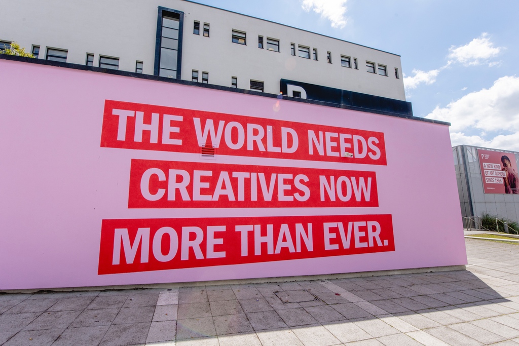 artsuniplym's tweet photo. 🌟 Happy International Women's Day! 🌸

From our talented independent makers to our esteemed CEOs, we celebrate the incredible achievements of our staff, students, and alumni who enrich both our community and the creative industry each and every day.🌟 https://t.co/Du2t7BOIHJ
