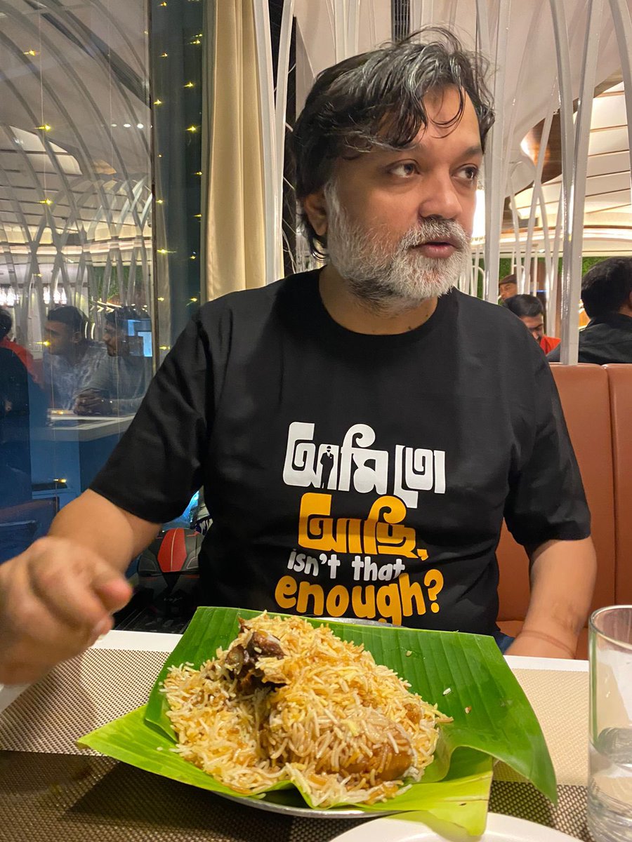 indraroy's tweet photo. ‘Ami toh aachi, isn’t that enough?

@srijitspeaketh at #dadaboudi yesterday
#biriyani #biriyanilovers #otiuttam #ViralFactory https://t.co/eFPIyJDPLm