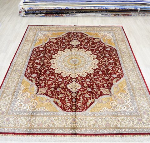 Nishatmarketer's tweet photo. Oriental Persian Carpet Luxury Red Handmade Silk Room Carpet
This rug is 100% hand knotted, much more valuable than a machine-made rug

for details click the product link👇👇
https://t.co/v52rydu1y2

#carpet #rug #homedecor #homedecorideas #homedecoration https://t.co/Spd0p0UuDb
