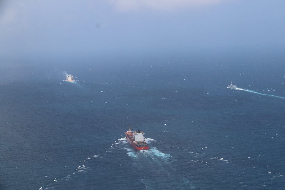 Bei der Operation #EUNAFVOR #Aspides hat die Fregatte „Hessen“ einen Begleitschutz durchgeführt. Die #BundeswehrimEinsatz geleitete zwei Handelsschiffe sicher vom östlichen Golf von Aden durch das Bab al-Mandab bis ins südliche Rote Meer.