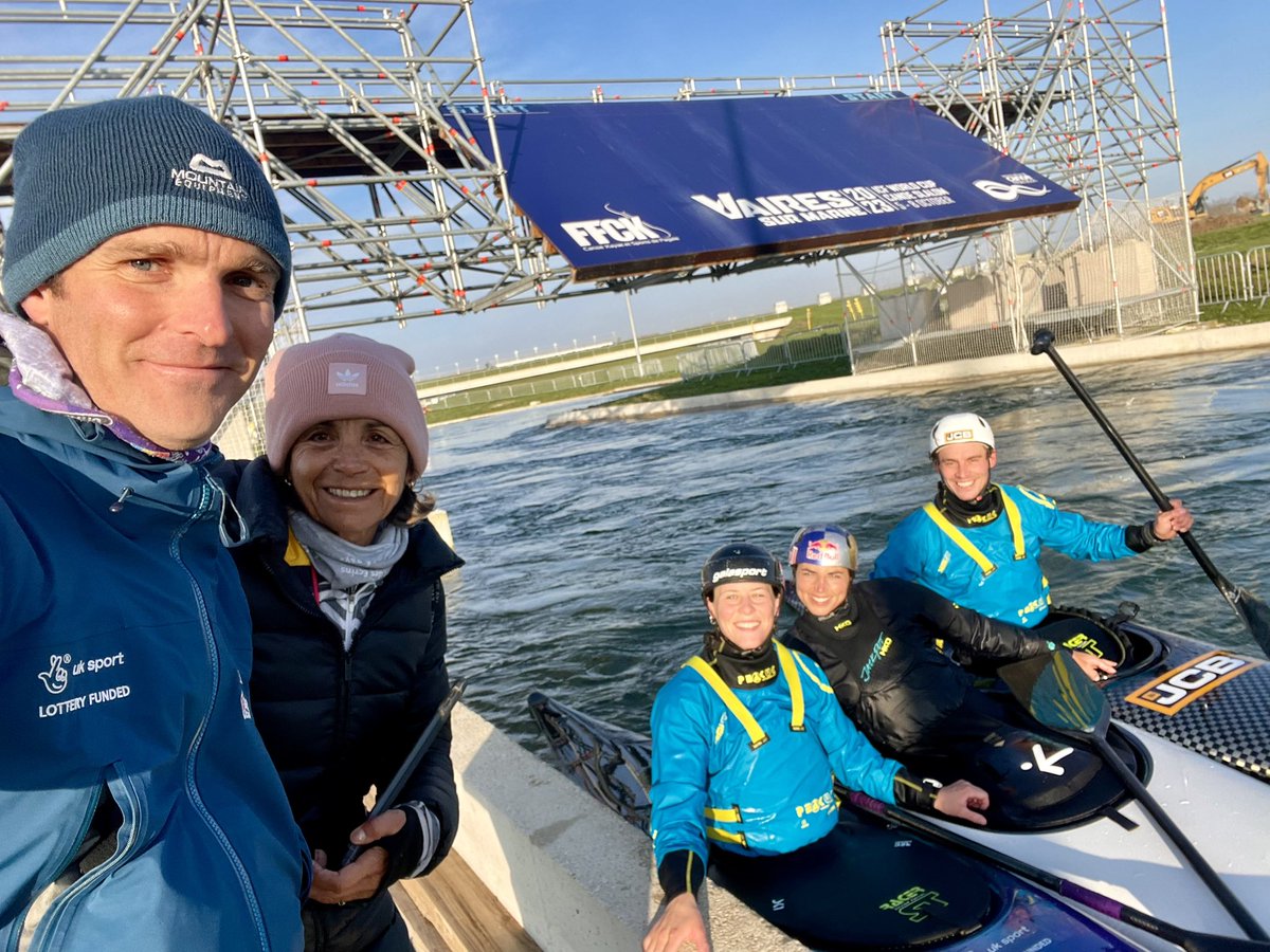 Final day sunny vibes here in Paris. Esteemed company for an early morning splash. Happy International Women’s Day Ladies 🇫🇷🇦🇺🇬🇧🤝. Thanks for all the ongoing fun, smiles and learning you give us 🙏