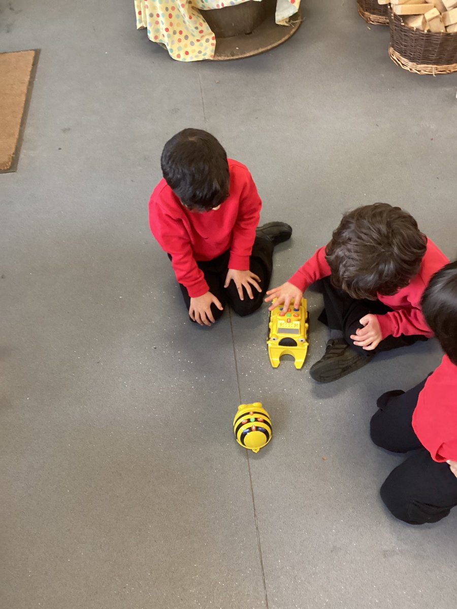 FVA_EYFS's tweet photo. Here’s a snapshot of our learning so far this term. We have explored measure and technology! We also really enjoyed our Walk and Wander, can’t wait for our walk next week! https://t.co/D8gbZyWGXB