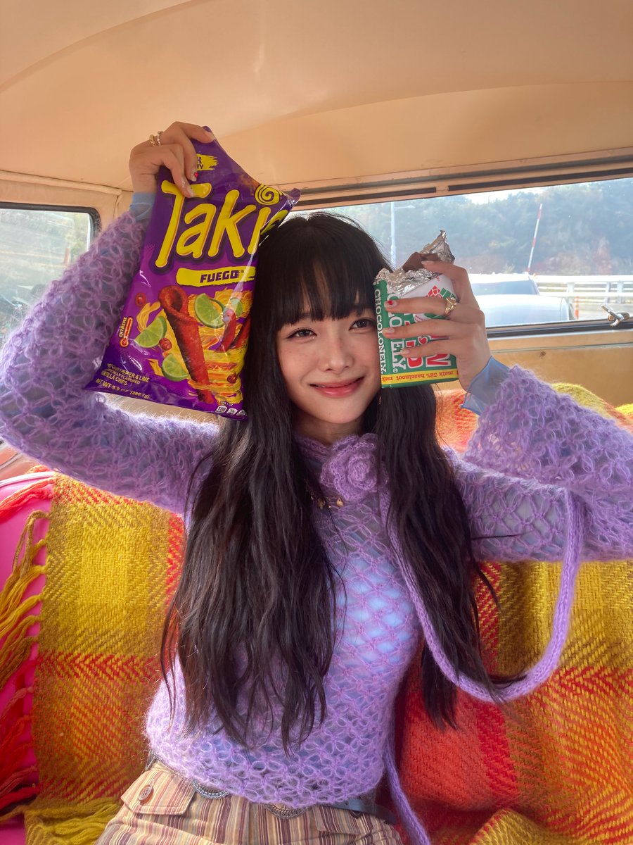 geenius_members's tweet photo. #예영이예영 

It's all mine🍫🩷

#지니어스 #Geenius #예영 #Yeyoung #イェヨン https://t.co/CXxO7SWQZ8