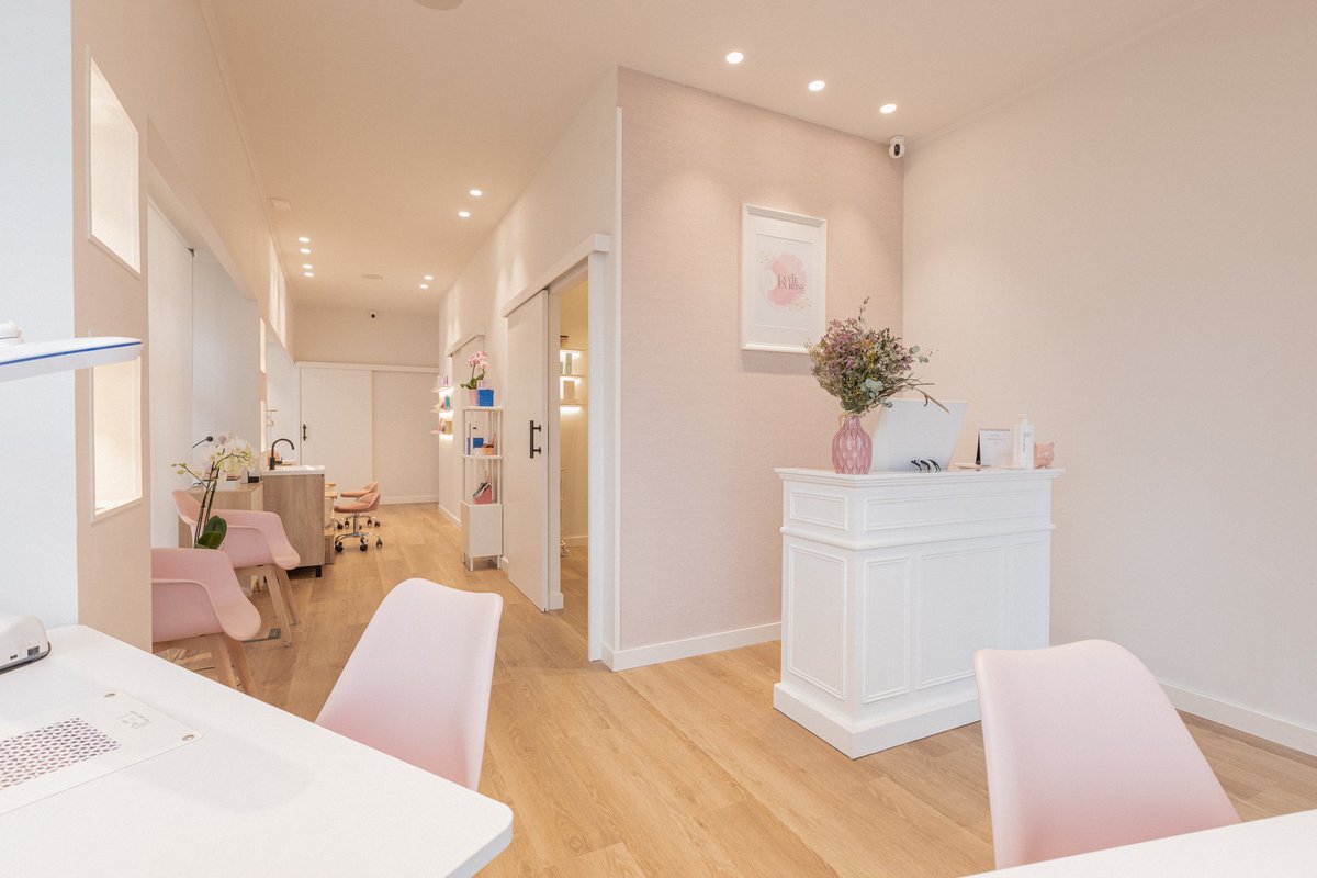 The_Real_Dr_Han's tweet photo. Estamos buscando esteticista con experiencia para un centro de estética ubicado en Getxo. ¿Estás interesado/a o conoces a alguien que lo pueda estar?

Más info: https://t.co/6zFzJUSy82

#estetica #manicura #pedicura #belleza #tratamientos #LaVieEnRose #lifting #pestañas #facial https://t.co/hrb19BoH2A