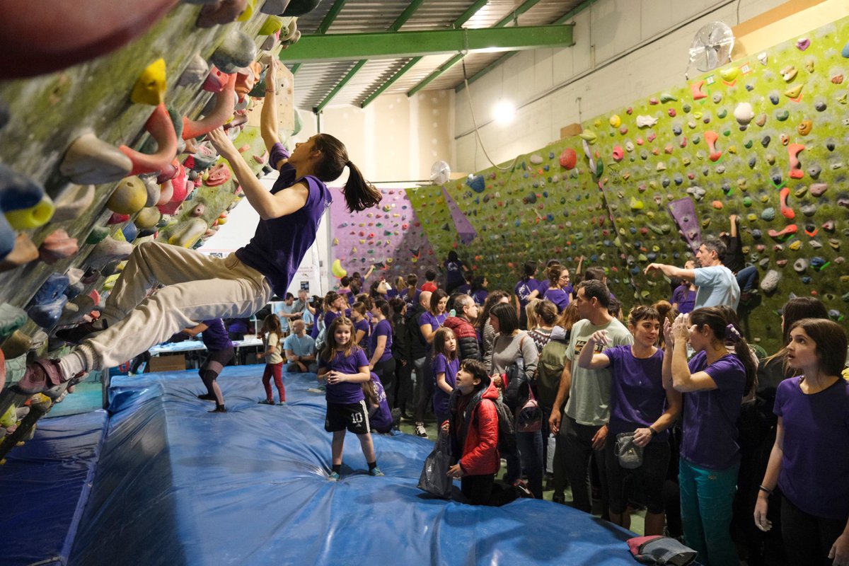 HirukaEus's tweet photo. 🟣 🧗‍♀️ Girl Climbing Partyk morez tindatu du Sakonetako rokodromo
@LeioaMT

📸  Ikusi hemen argazki guztiak👇 
https://t.co/FBZUSH4YA4 https://t.co/rCN9VbSixv