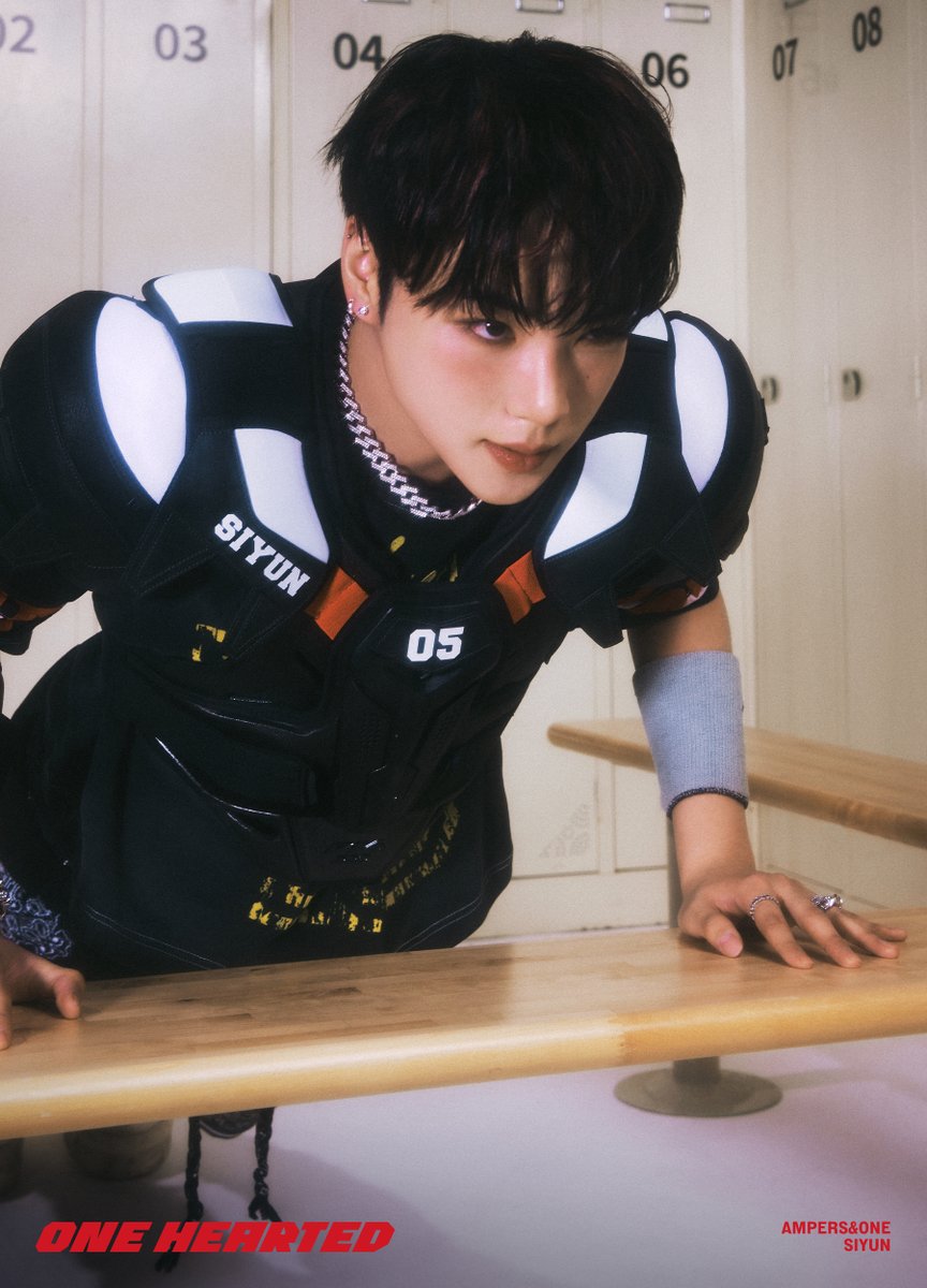 _AMPERSANDONE_'s tweet photo. PLAYER 05 🏒 #SIYUN (Heart ver.)

앰퍼샌드원 (AMPERS&amp;ONE)
2nd Single Album 【ONE HEARTED】

❤‍🩹 TITLE - Broken Heart
🔥 ALBUM RELEASE 2024.03.26 6PM (KST)

#앰퍼샌드원 #AMPERSANDONE #윤시윤 #Broken_Heart #브로큰하트 #ONE_HEARTED #원하티드 https://t.co/dL9Dh5AvIo