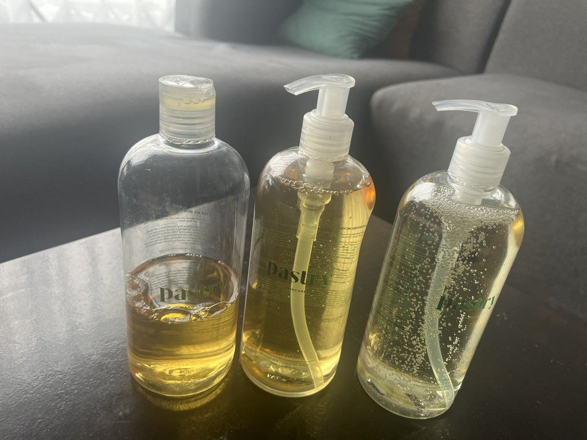 intomb_endala's tweet photo. @pastry_skincare @BeautyonTApp 

Trying to understand why I’m seeing a difference in colour with my last order (on the right). Did I just get a bad batch or this is what the product has evolved to because the new one that’s not in my stockpile definitely looks watered down https://t.co/ckiafGE1WQ