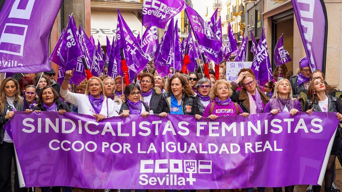 El patriarcado es un arma de destrucción masiva de mujeres y niñas. 
¡Viva el #8M!
#SindicatoFeminista