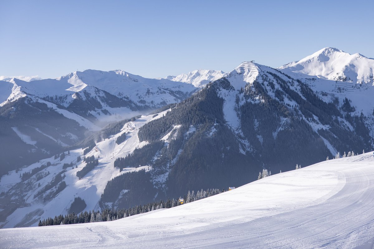 Good Morning! ♥️ #saalbach #homeoflässig #skiing