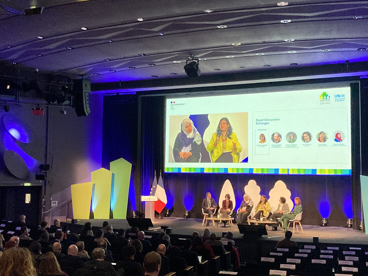 larissaogross's tweet photo. @BPIE_eu @RMIBuildings @RegAssistProj @heatpolicyrich @IRENA @Vili_Ivanova1 @e3g @Pieter_de_Pous @WorldGBC @cgamboat @JureiYada 5/ @JureiYada lays out the landscape for #finance and #buildings and the gaps in current flows - only 5% of investments are going to #efficiency!

On the ➕ side, highlights many tools and mechanisms out there that need to be scaled up!

@e3g @IFC_org @GFI_green @Laudes_Fdn https://t.co/i9wy7YATUc