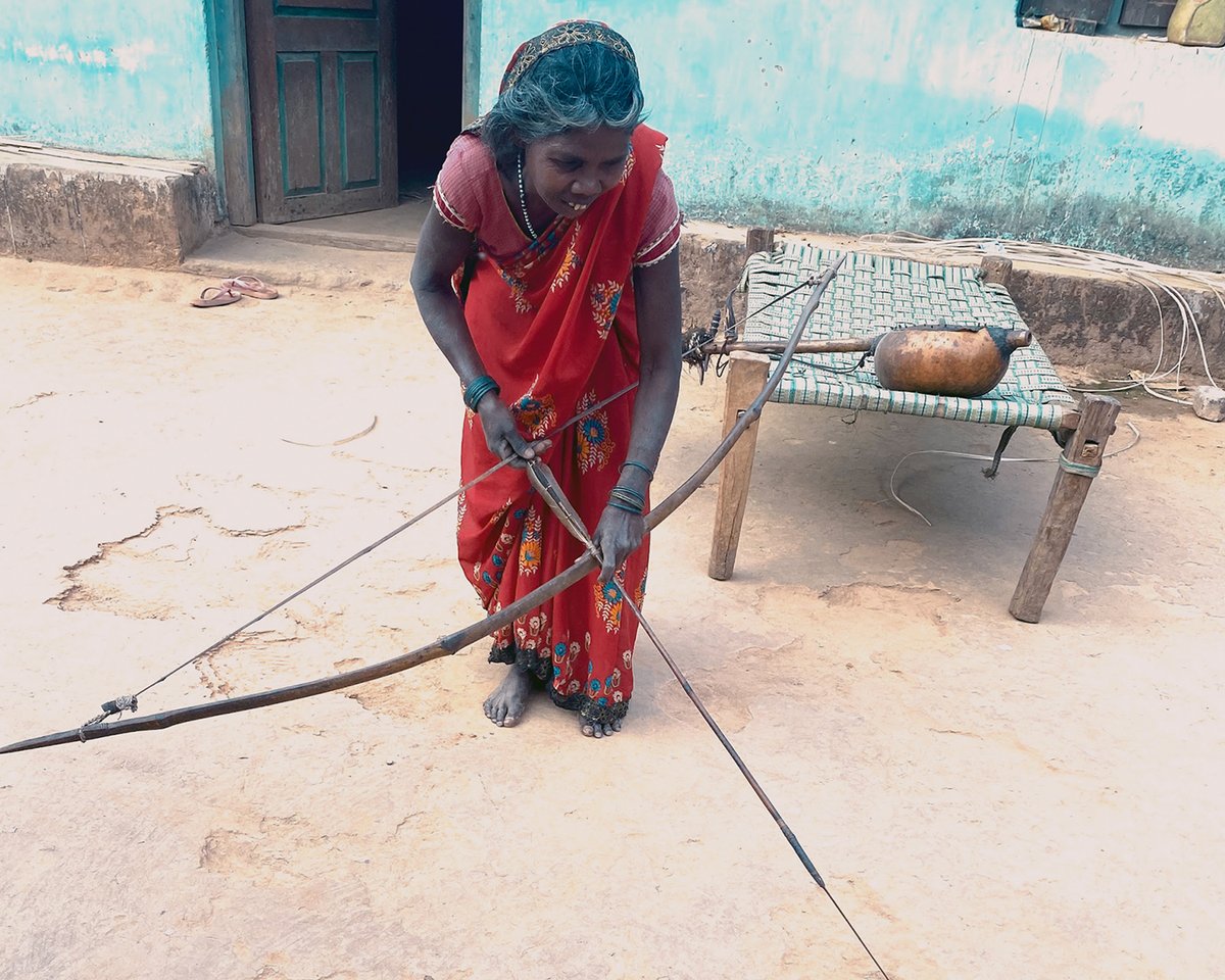 BradshawFND's tweet photo. https://t.co/7He66DIkNT Women Hunters in #India #RockArt. Why do many prehistorians assume that in the #Prehistoric times, only men were hunters &amp; women were always gatherers. #InternationalWomensDay https://t.co/NwtGkqAWaL