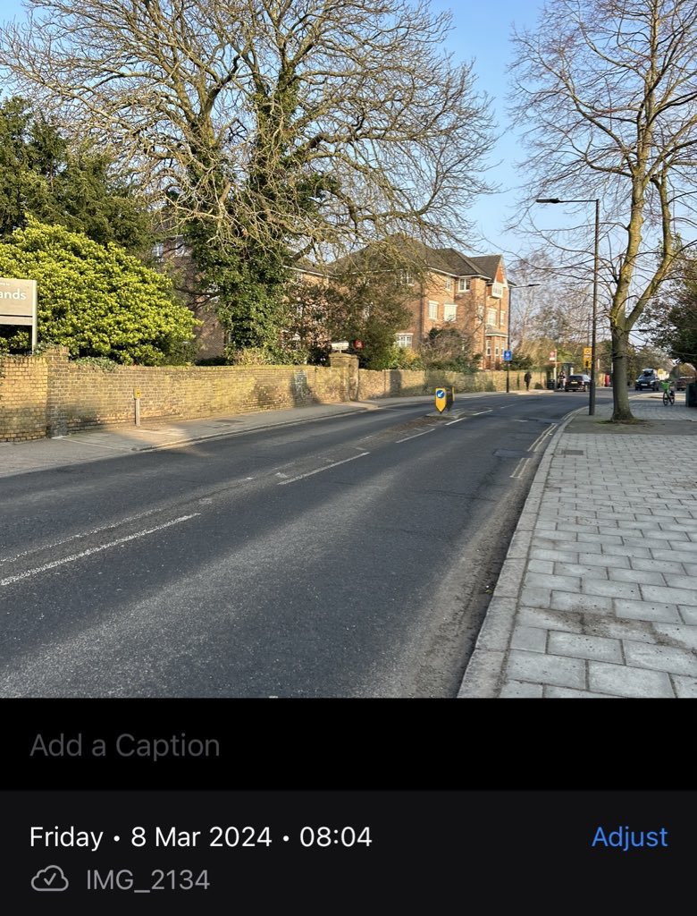 @LittleNinjaUK @Mark_J_Harper @Councillorsuzie @NeilGarratt @transportgovuk Leigham Court Road during the first week of the LTN, and then on the first day of the suspension. The kids attending the primary school just out of shot, local residents, and commuters keeping the country running are finally getting some respite.