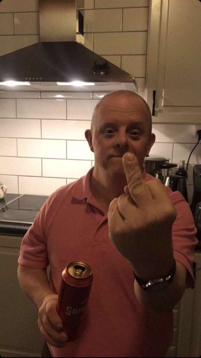 VincentBanis's tweet photo. Hallå igen! Nu är vi tillbaks. Har börjat köpa varje månad så slipper jag tajma marknaden, har gått väldigt bra hittills. Bra dag än så länge plus att det är dax och ta 100 i bänk https://t.co/0KlNJkIoGm
