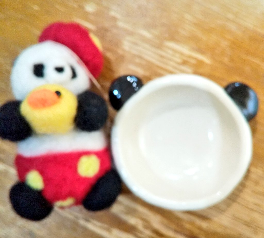 kansaitushin's tweet image. お迎え頂きましたパンダ作品🐼
#つるぴかパンダとふわもこパンダ展 のmoimoiさんaimiさん作品

愛知から用事があり、期間ぴったり
行ける✨と初来店下さいました!

ずっと、みんな可愛い全部買い占めたいとおっしゃって嬉しい出逢い🐼有難うございました

#aimi #moimoi #パンダ
#パンダ好き