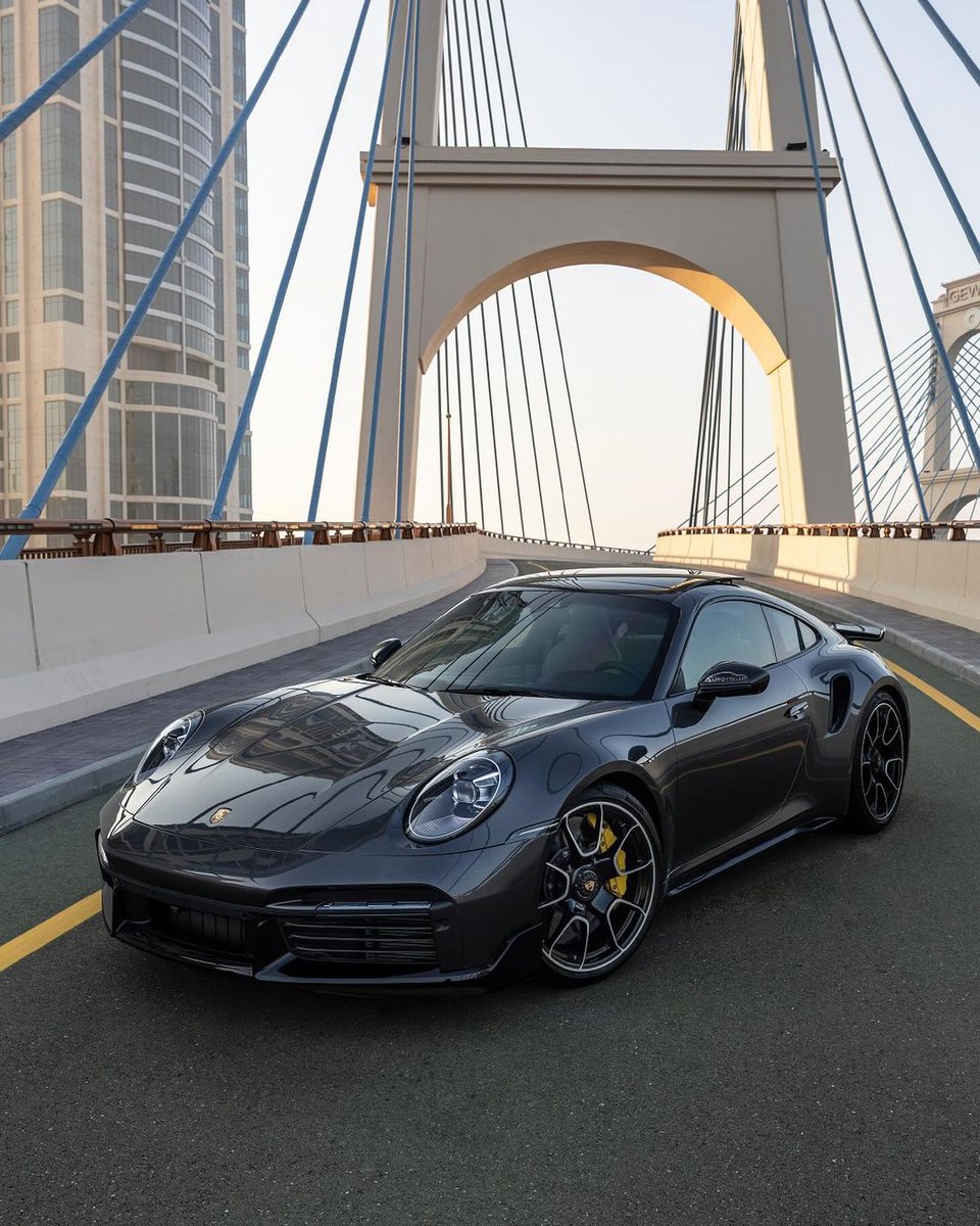 Onlycarsgasm's tweet photo. Porsche 911 Turbo S 💨 https://t.co/bnAGvfTRNR
