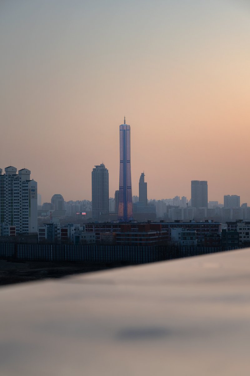 J_Gonin_'s tweet photo. Yesterday's Sunset
From Yongsan, Seoul, South Korea, 2024
#photography #cityscape #streetphotography #travel #namsantower #63building https://t.co/8epjLzjIi0