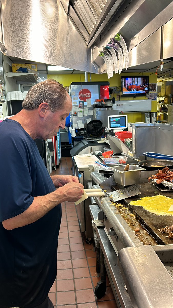 Austin Whitt tweet media