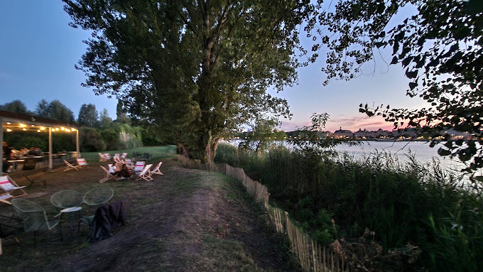 Vous avez aimé <a href="/BeeRumP_Paris/">BeeRumP</a> ? Vous allez adorer #WineRump !

Nous avons le plaisir de vous annoncer la 1ère édition de WineRump, une conférence de cybersécurité avec des rumps et du vin (et du jus de raisin) dans une guinguette à Bordeaux.

🗓️ Le 6/09/2024

Plus d'infos bientôt