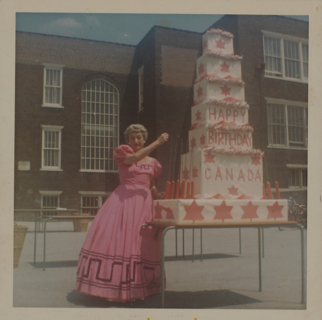 True Davidson was an #EastYork force in politics! True had great success in her first campaign to become the first female Reeve of the Township of East York in 1960. She stayed in power until her retirement in 1972! #IWD #EastYork100 #TOHistory #TorontoArchives