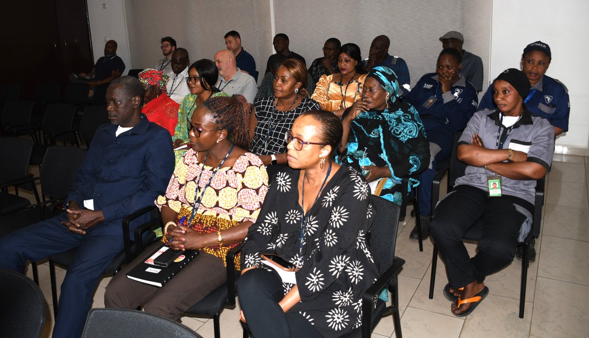 #8mars : Jour de fête et d’action, le monde commémore, la #JIF2024. Le personnel de @AmbCanMali n’est pas resté en marge, il a eu droit à un cours sur le rôle joué par les femmes du Mali dans la lutte pour l’émancipation des femmes, animée par la pionnière Mme Assa Diallo. 🇲🇱👐🇨🇦