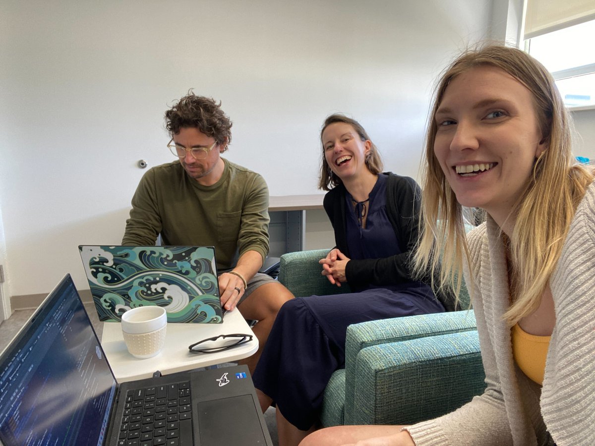 Future of Marine Ecosystems Lab (@fome_lab) on Twitter photo Lab members @KBoerder and Amy spent a week at <a href="/univmiami/">University of Miami</a> working with and learning about the new AquaX, created by an ecosystem modeler @Nuestracr. He has ~30k marine species distributions modeled globally (incl. mammals, fish, reptiles, cephalopods, bivalves, etc)! Lab members @KBoerder and Amy spent a week at <a href="/univmiami/">University of Miami</a> working with and learning about the new AquaX, created by an ecosystem modeler @Nuestracr. He has ~30k marine species distributions modeled globally (incl. mammals, fish, reptiles, cephalopods, bivalves, etc)!