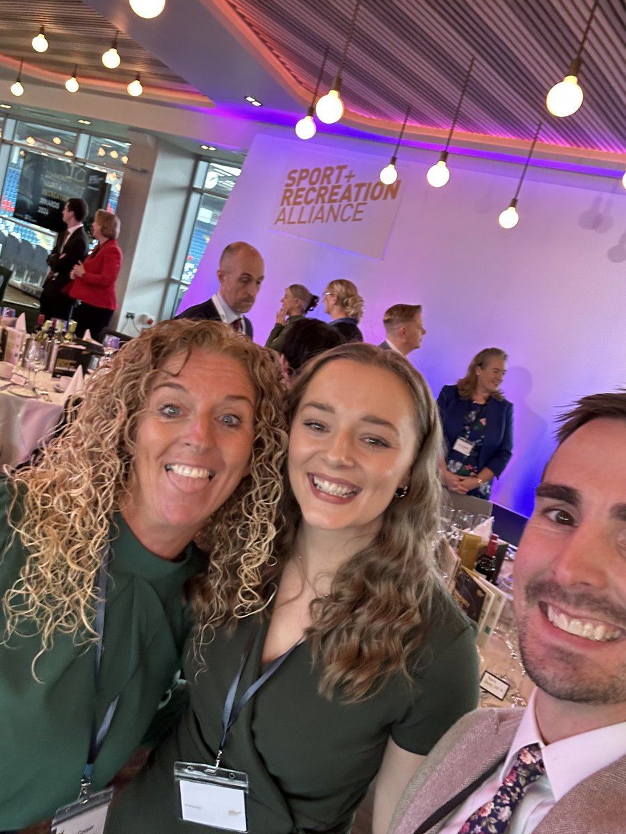 Fantastic to spend #IWD2024 with the Sheffield force that is @cooper_cooper5 Amy is up for an award at the #CSRA2024 for her and her teams outstanding work @OnboardSkate Pleasure to be invited to sit on her table through the partnership work with @YorkshireSport