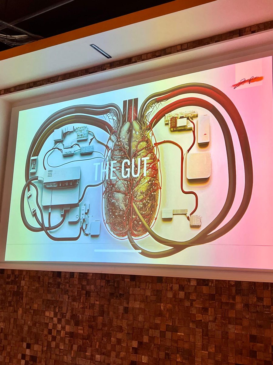 OwenJamesFS's tweet image. Yesterday at #WealthTechMatters The Client, we had the pleasure of having with us on the day @jamespoulter, a luminary in the realms of Digital Transformation and Ethical AI. Read more about his amazing keynote here: bit.ly/4ci848O @TheWealthMosaic