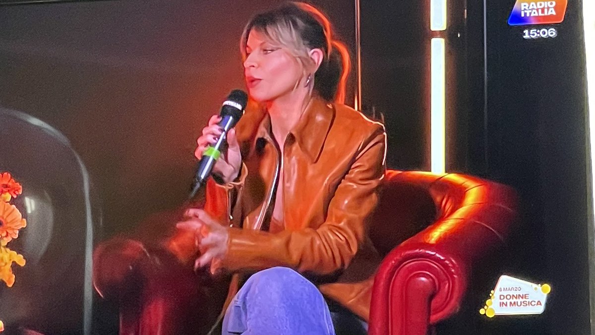 Grazie <a href="/RadioItalia/">Radio Italia</a> e grazie <a href="/AmorosoOF/">Alessandra Amoroso</a> e <a href="/ManolaMoslehi/">Manola Moslehi</a> per questa chiacchierata tra amiche che fa arrivare messaggi importanti sull’essere noi stesse senza paure e senza metterci limiti ❤️ #Donneinmusica #8marzo2024