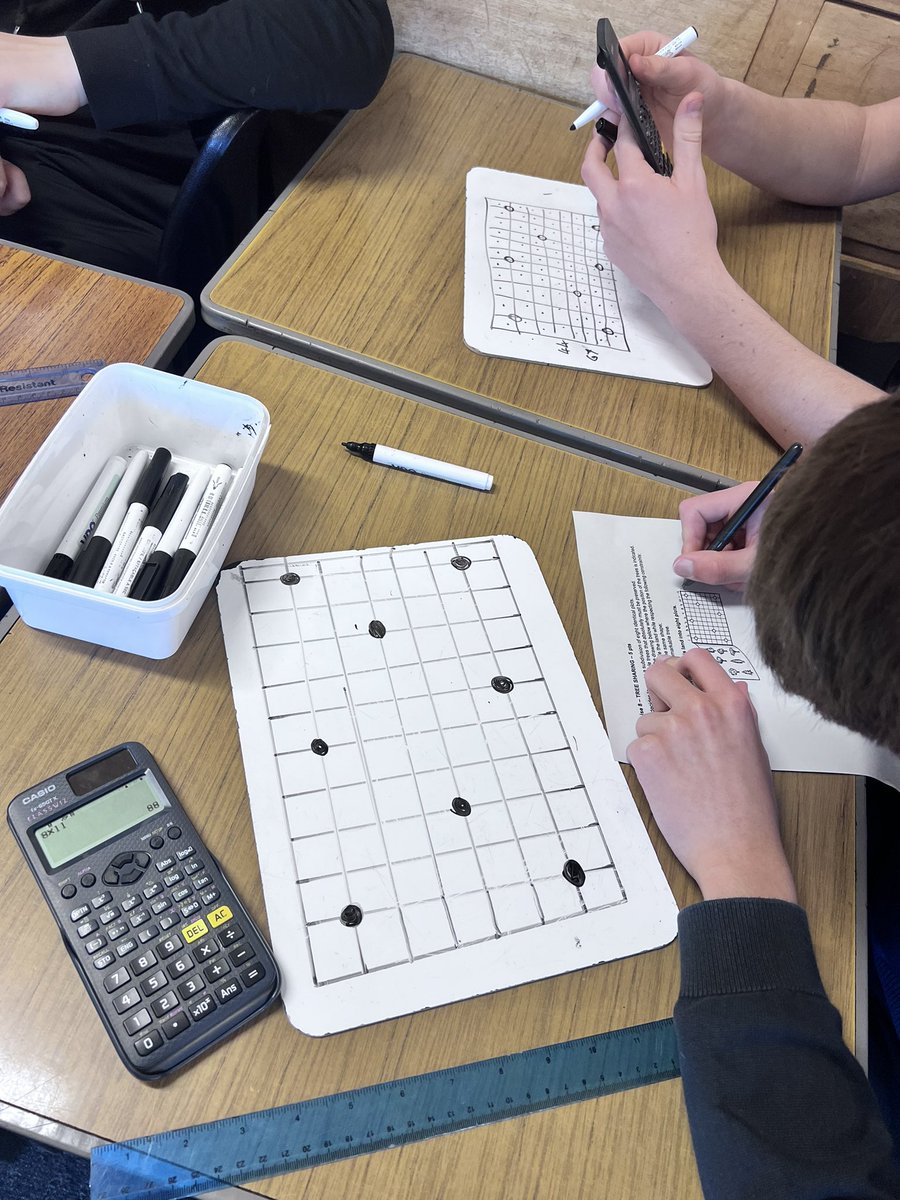 MrStrachanMaths's tweet photo. Having last taken part before the pandemic, I was delighted to have 4J1 participating in the Mathematiques sans Frontieres competition this week.

Many thanks to Mrs Kennedy and the Modern Languages team for helping out with the translations! 🇪🇸🇫🇷🇩🇪🇮🇹 https://t.co/Cw1iXYognk