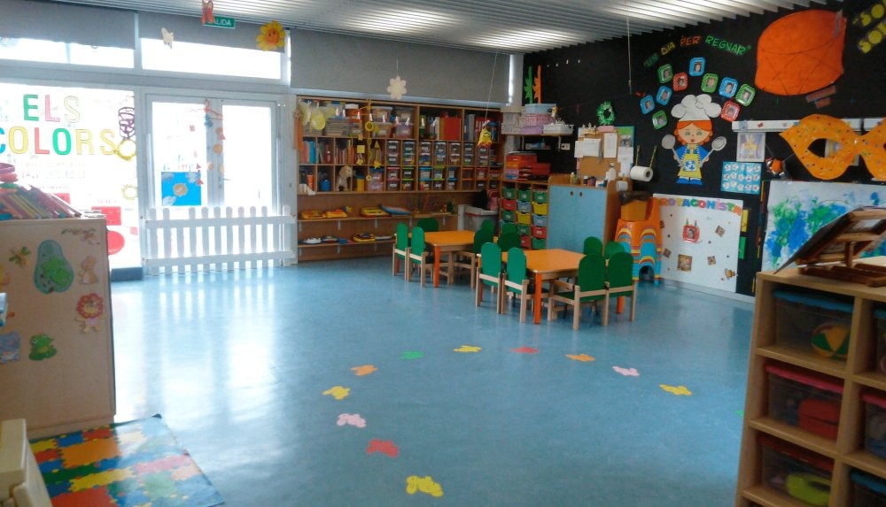 AjuntamentVLC's tweet photo. 🎒Destinamos 7 millones de euros para ayudas de #ChequeEscolar y de comedor, de alumnado entre 0 y 6 años, para el curso 2024/2025.

El presupuesto de dicha subvención se incrementa en un 44,6% respecto al curso anterior.

🔗https://t.co/v4gHXCoJdS https://t.co/sxQuWlkp9E