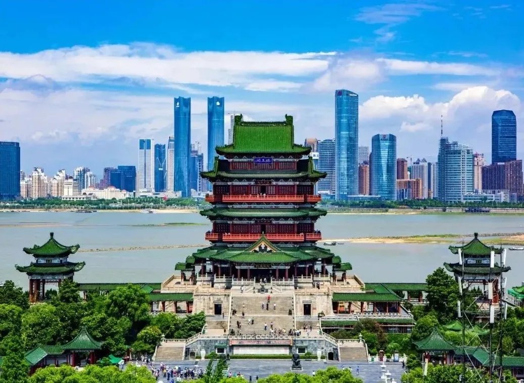 lifang1977's tweet photo. “风景独好”的江西，将更出圈、更出彩、更出新、更出众！😍
#大美江西 
#魅力中国 https://t.co/EX1iUhPtF6