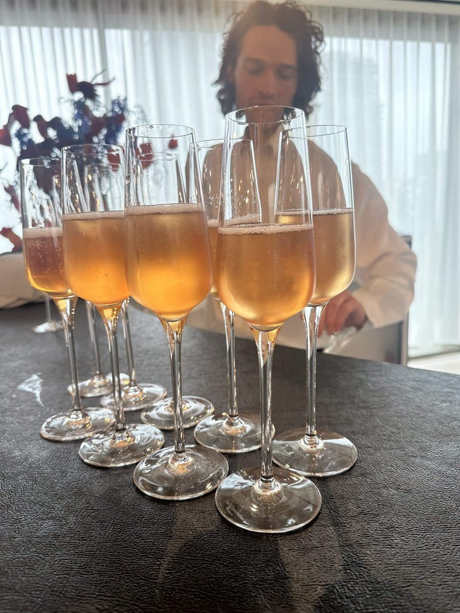 Wonderful International Women’s Day event yesterday by <a href="/fabric_vc/">Fabric Ventures</a> and <a href="/DigitalArtWeek/">Digital Art Week</a>. Incredible panellists with meaningful insight into the web3 VC landscape.
<a href="/camillionaire_m/">Camilla McFarland</a> <a href="/EleanorGraceHu1/">EleanorHudson</a> <a href="/lauragomezzr/">Laura</a> thank you!