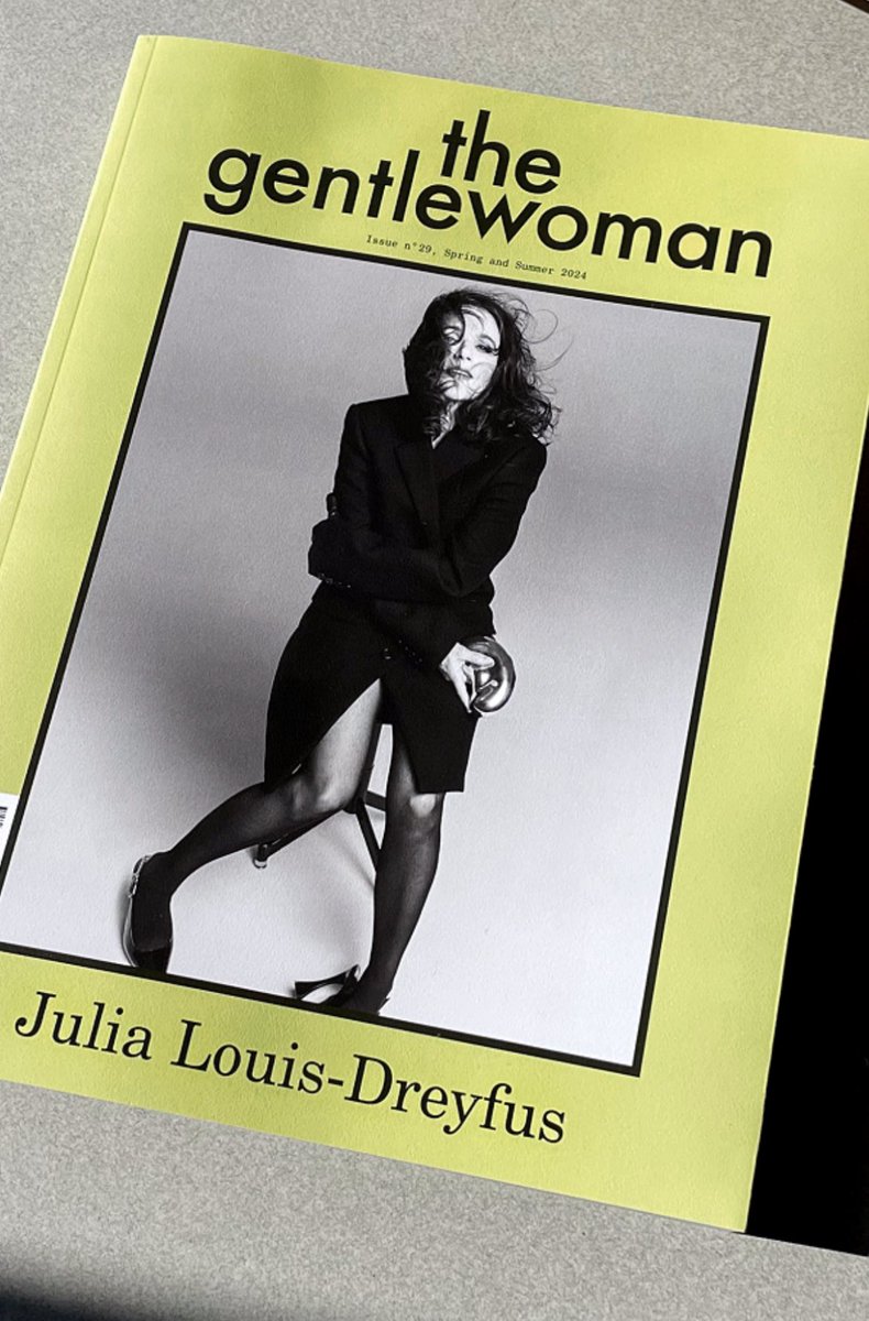 Happy international women’s day ❤️ Elaine ❤️ what a cover <a href="/thegentlewoman/">The Gentlewoman</a>
