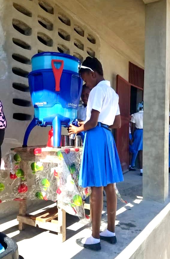 UnlockingCMTY's tweet image. A better future for them with safe drinking water.