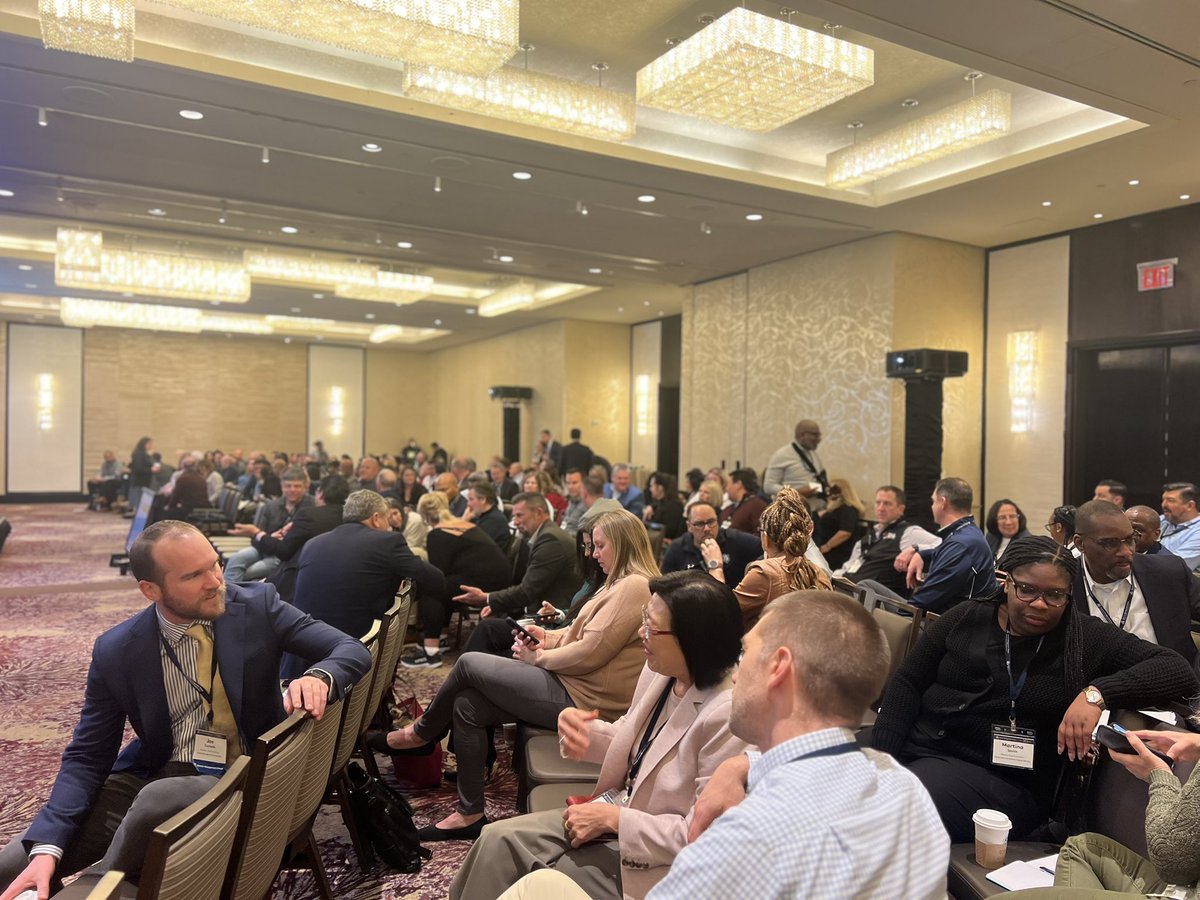 dmgroupK12's tweet photo. Great energy and participation at the @HarvardHBS case study session led by @John_J_H_Kim at #SSSummit2024. #edleaders explore decision-making, risk-taking, innovation, teamwork & problem-solving. #suptchat #k12 https://t.co/b3SSqopnnt
