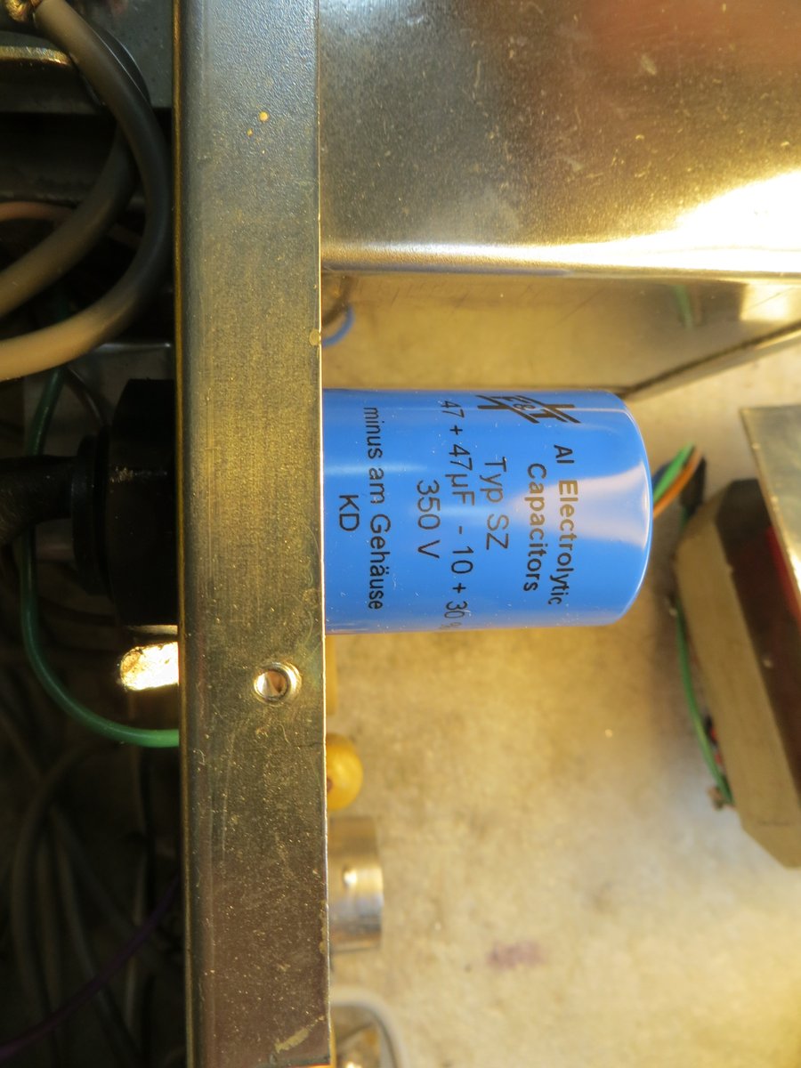 effectrode's tweet photo. New multi-section capacitor installed. #binson #echorec #binsonechorec https://t.co/0eHLeXiJjs