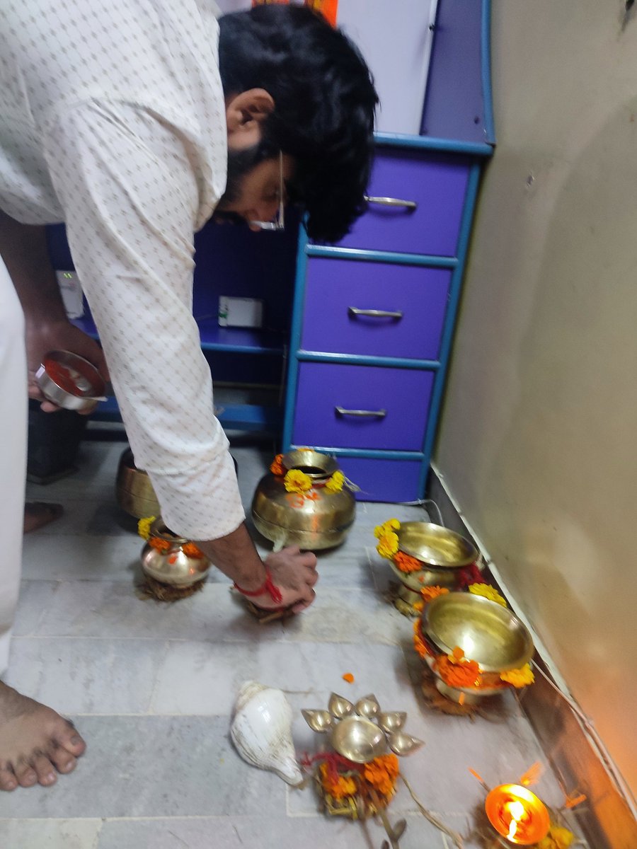 autar_peshen's tweet image. #Mahashivratri 
#Hearth Poshte
Mere Ghar padare Shiv Shankar sang hai Parvati aur Rudragan .
Har Har Mahadev.