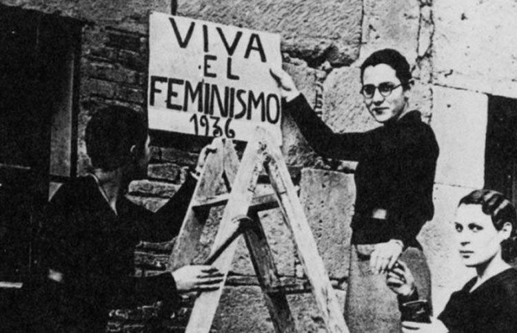 Este #8M rendimos homenaje a la #MemoriaDemocrática de miles y miles de mujeres que lucharon por su libertad y por hacer una sociedad más igualitaria y justa. Su persecución y lucha es parte de nuestra historia.

#MemoriaEsDemocracia
#MásMujeresMásProgreso