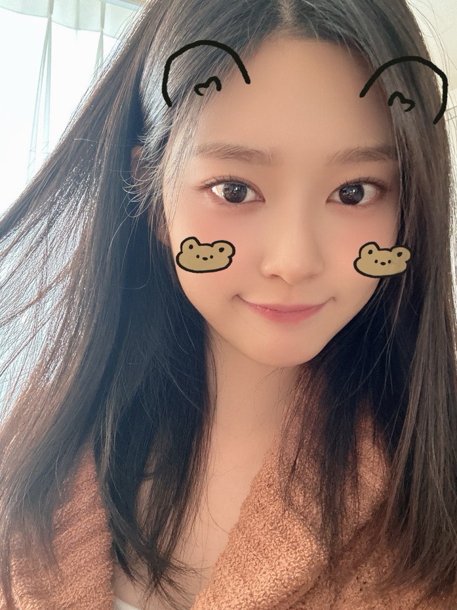 mingtext's tweet photo. [240308] 🦊🫧 11:20 PM

[📸]
: y/n~ you've worked hard today too
: today was a day where i really really missed youuu
: compliments to y/n who did their best until friday~.~ https://t.co/5ezlpJWM8c