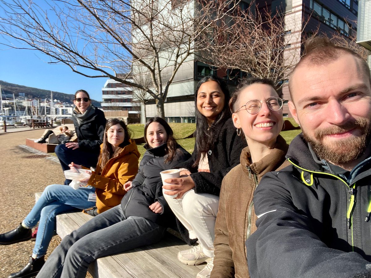 Aishwarya Ravi (@aishwarya12ravi) on Twitter photo Today we sat in the sun and I felt grateful to be surrounded by these brilliant women at the Burkhardt lab. @CarineLG29 <a href="/AnnaFerraioli_/">Anna Ferraioli</a> <a href="/Ruth_Styfhals/">Ruth Styfhals</a> @miramon_paula, Happy women’s day ladies!
Didn’t want to crop out <a href="/Alexandre4_Jan/">Alexandre Jan</a>, cuz what would we do without you :’) Today we sat in the sun and I felt grateful to be surrounded by these brilliant women at the Burkhardt lab. @CarineLG29 <a href="/AnnaFerraioli_/">Anna Ferraioli</a> <a href="/Ruth_Styfhals/">Ruth Styfhals</a> @miramon_paula, Happy women’s day ladies!
Didn’t want to crop out <a href="/Alexandre4_Jan/">Alexandre Jan</a>, cuz what would we do without you :’)