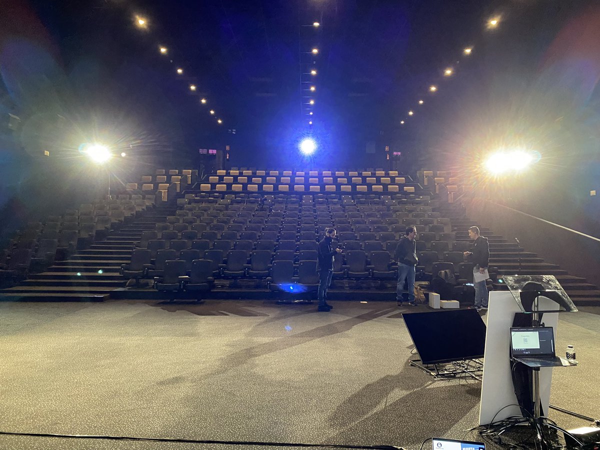 ggdaniel's tweet image. Empezamos en 5m!!!

Sala 20

#rootedcon