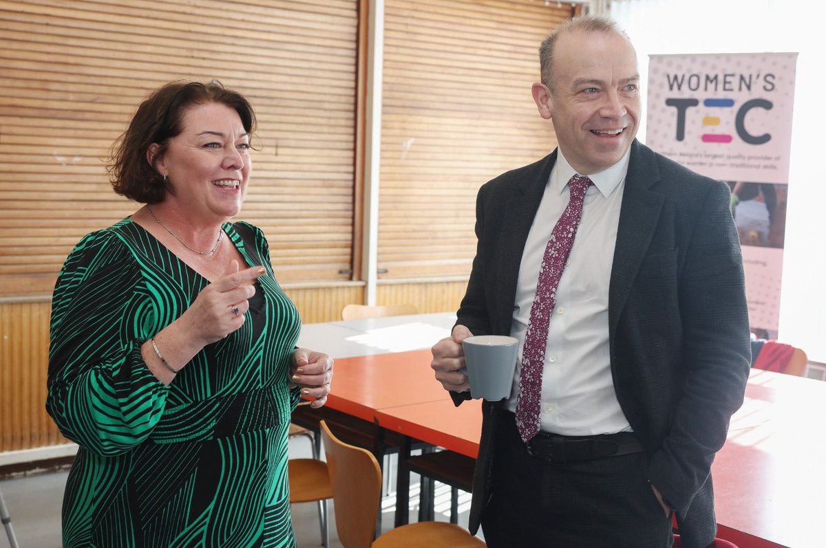 On International Women's Day, I want to highlight my visit yesterday to the brilliant team <a href="/womenstec/">WOMEN'STEC</a> in Belfast.

(1/2)