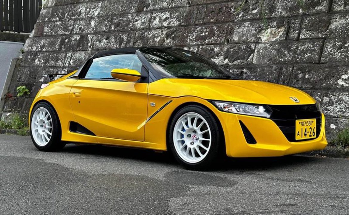 horsepower's tweet image. I wish we got the Honda S660 in the United States. I know there are a few that have snuck their way into the states, but it would be so much cooler if we had actually gotten these in the US Market 😔