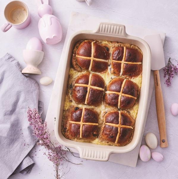 Get Easter ready with @lecreusetuk 🐣🍫