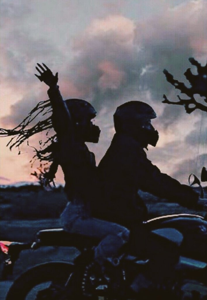 A toute ces femmes, Chacune avec son histoire dans l'ombre comme dans la lumière travailleuse ou ménagère tu reste et demeure spécial et unique,.Que personne ne te fasses douter de res capacités marche tête haute et fier d'être celle qui apporte tans des joie dans ce monde #8mars