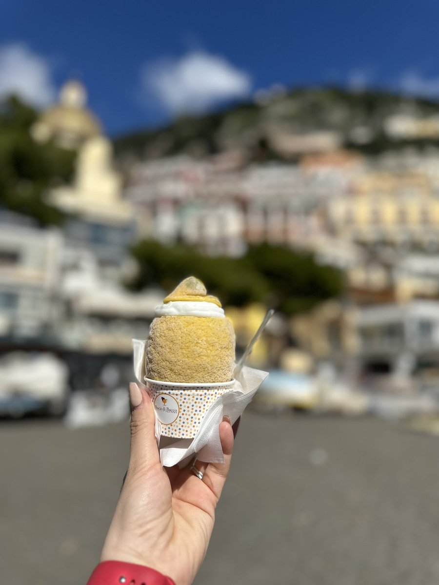 Viernes perfecto helado de Limoncello en la Costa Amalfinata 🤩🇮🇹