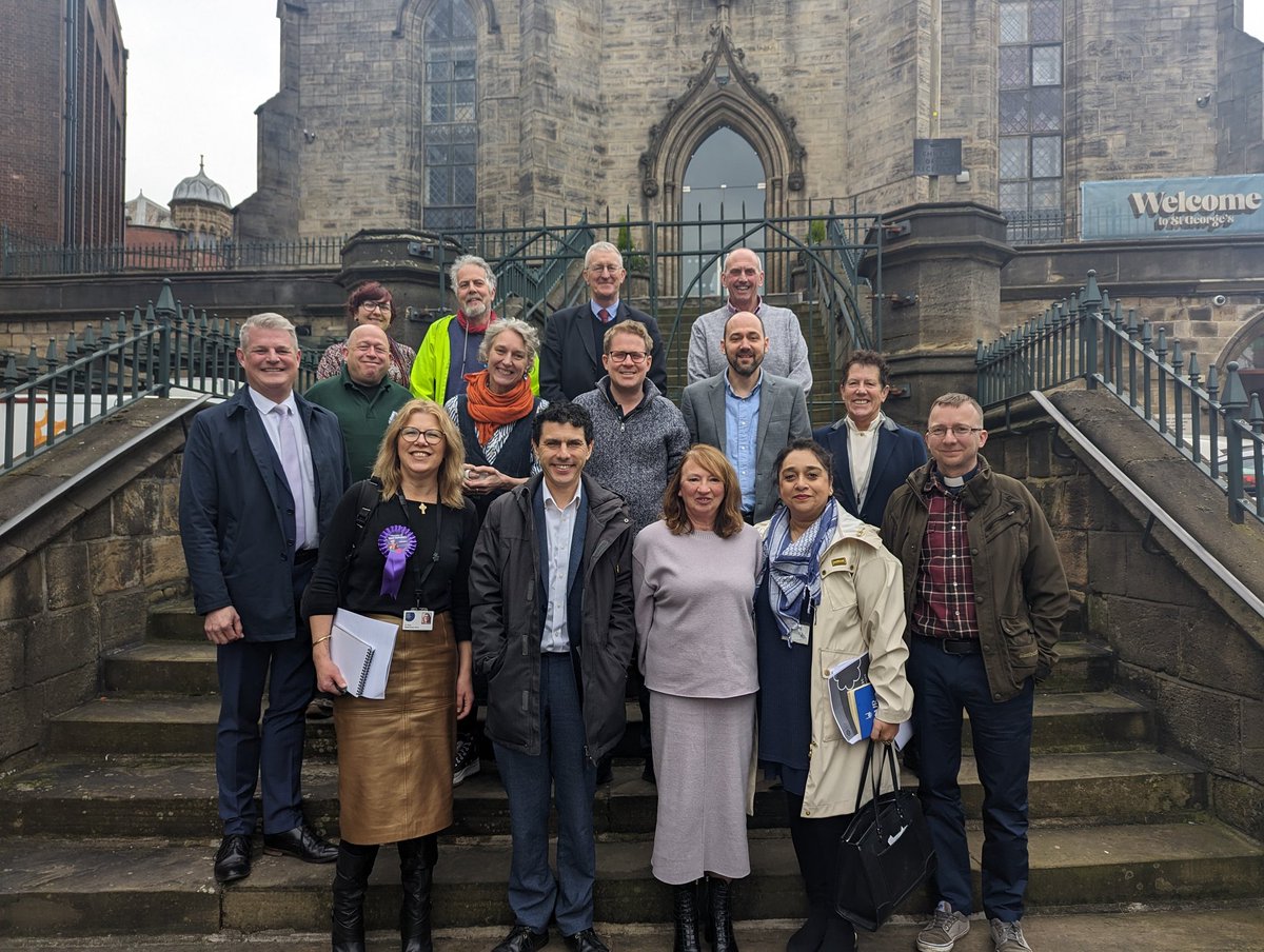 A packed and passionate lobbying meeting today with TSL members and Leeds MPs, covering Household Support Fund, private profit in public services, housing and ageing well @alexsobel @hilarybennmp @StuartAndrew @groves_kim